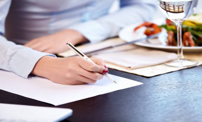 How to Write Pro Restaurant Reviews: Beginner's Blueprint